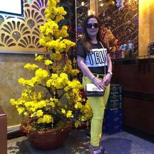 Meet your Posher, Cúc